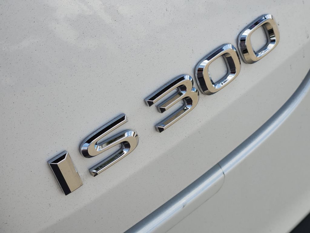 Used 2024 Lexus IS 300 w/ Comfort Package RWD image 12