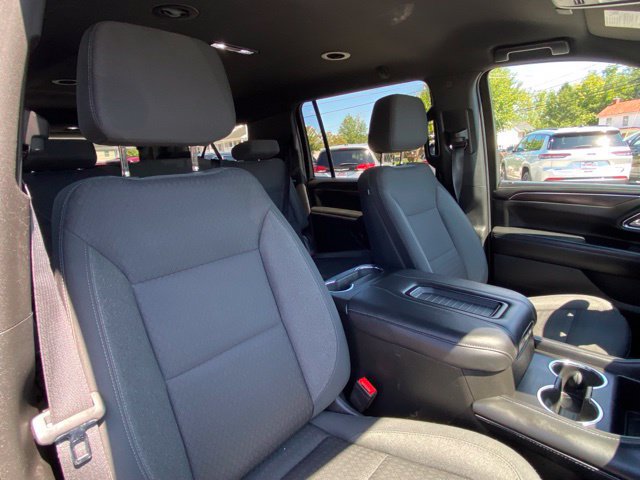 Used 2023 Chevrolet Suburban LS AWD/4WD image 21