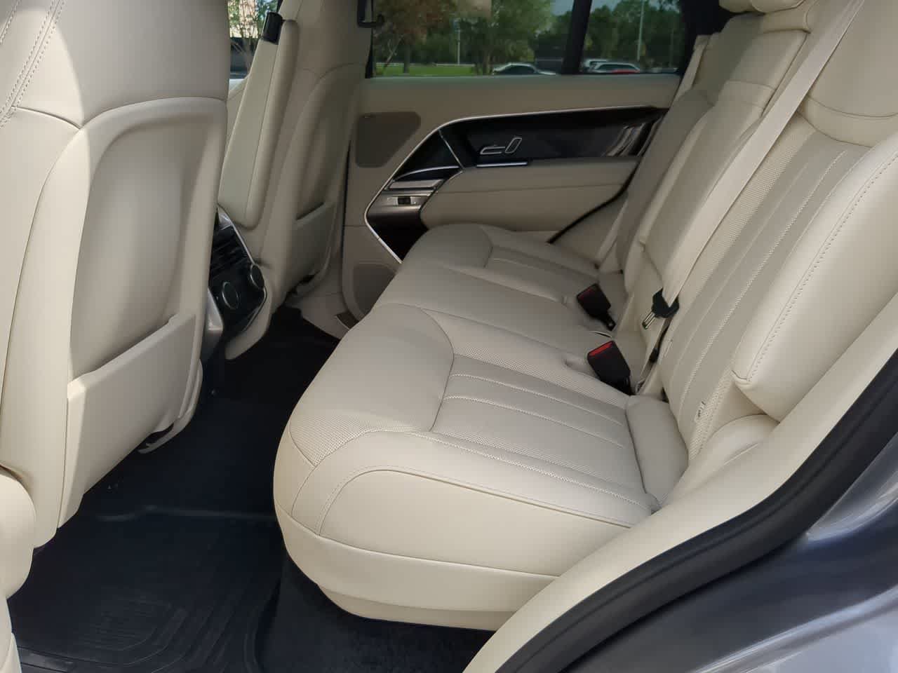 New 2026 Land Rover Range Rover SE AWD/4WD image 21