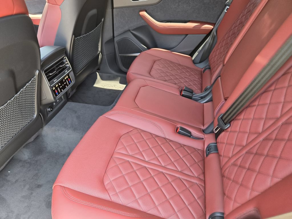 New 2026 Audi SQ8 Premium Plus AWD/4WD image 34