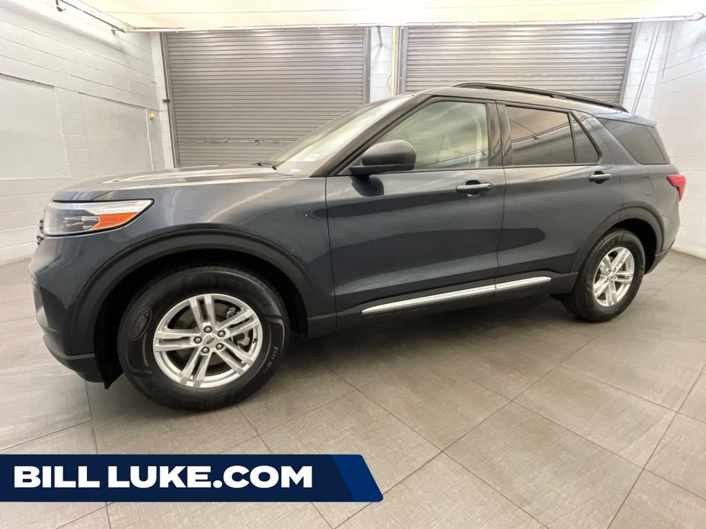 Used 2023 Ford Explorer XLT RWD video 1