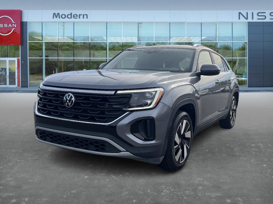 Used 2024 Volkswagen Atlas Cross Sport SE image 1