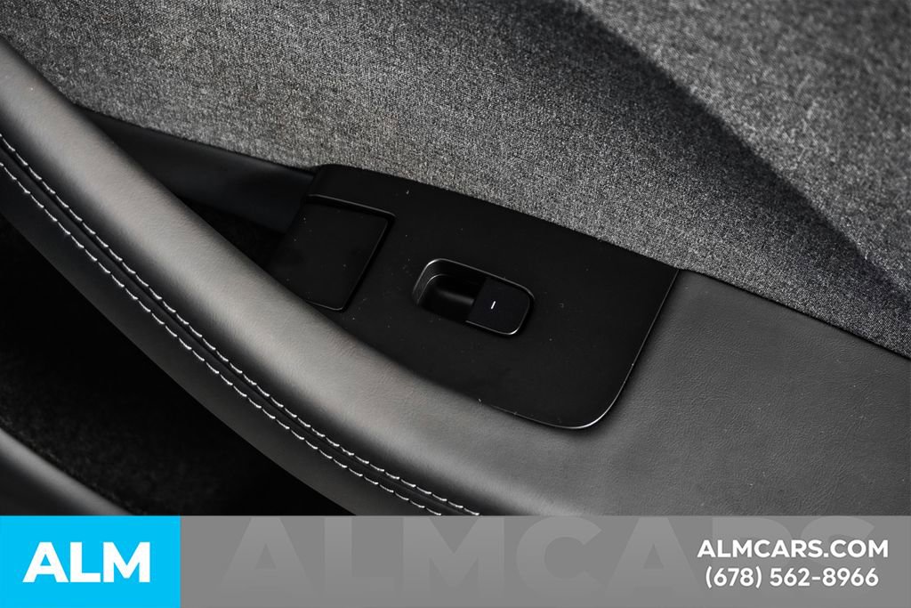 Used 2025 Tesla Model 3 Long Range image 39