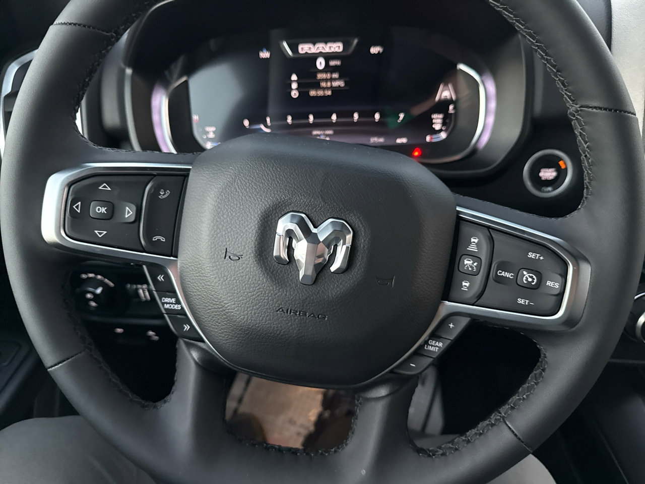 New 2026 RAM 1500 Big Horn AWD/4WD image 33