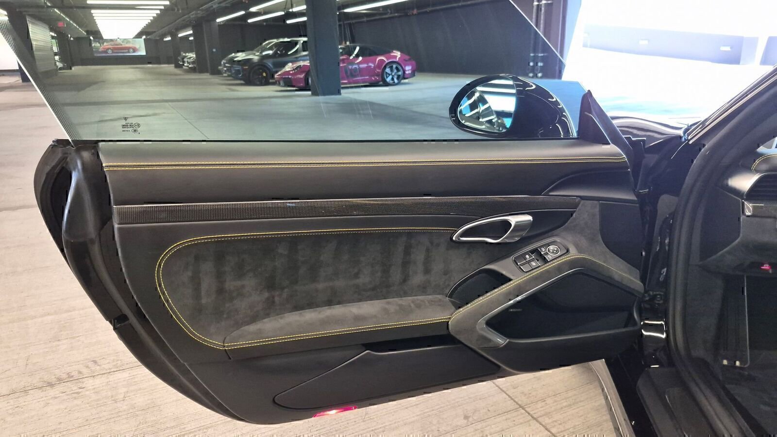 Certified 2019 Porsche 911 GT3 RWD image 10