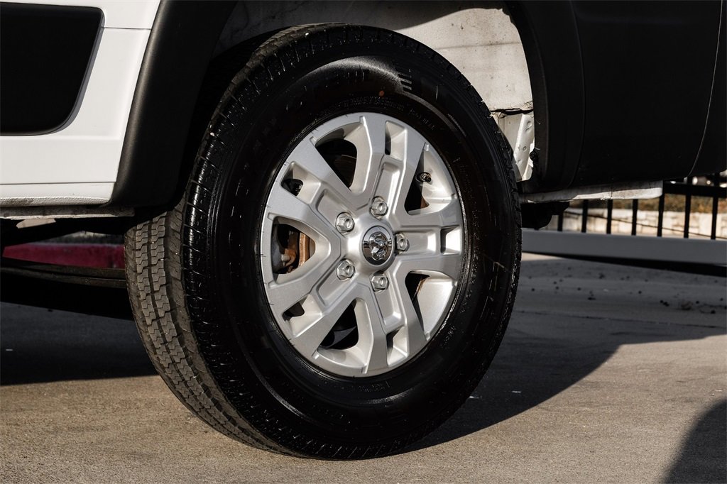 Used 2024 RAM ProMaster 2500 w/ Quick Order Package 22G SLT image 49