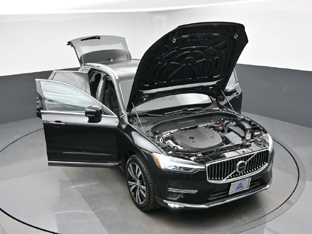 Used 2023 Volvo XC60 B5 Plus w/ Climate Package AWD/4WD image 48