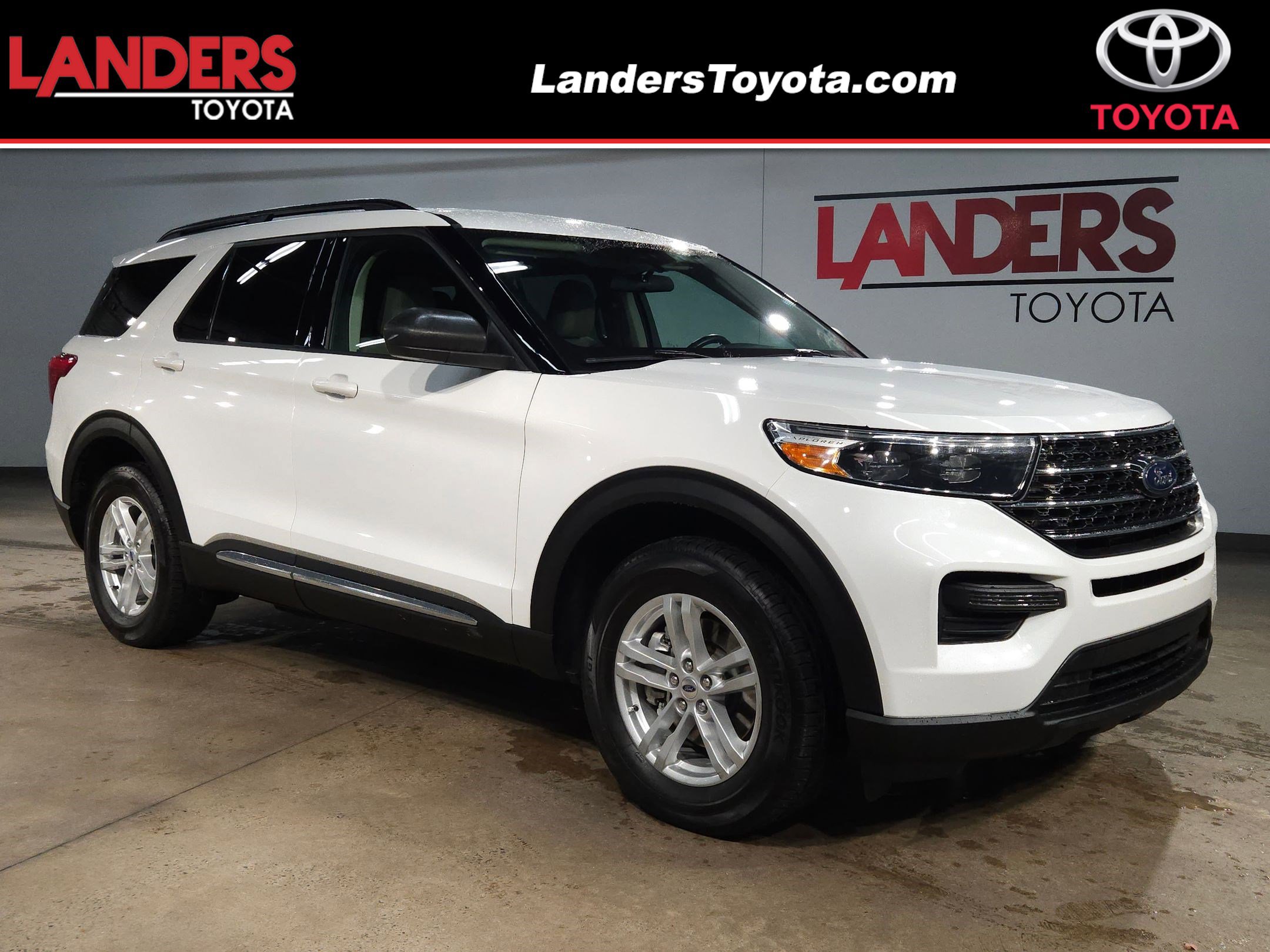 Used 2023 Ford Explorer XLT