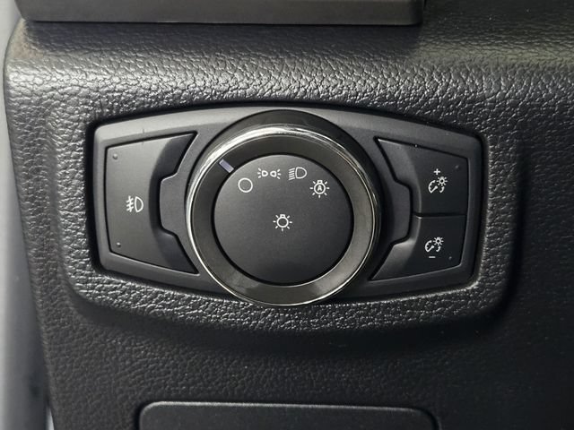 Used 2020 Ford Expedition XLT w/ Equipment Group 202A AWD/4WD image 24