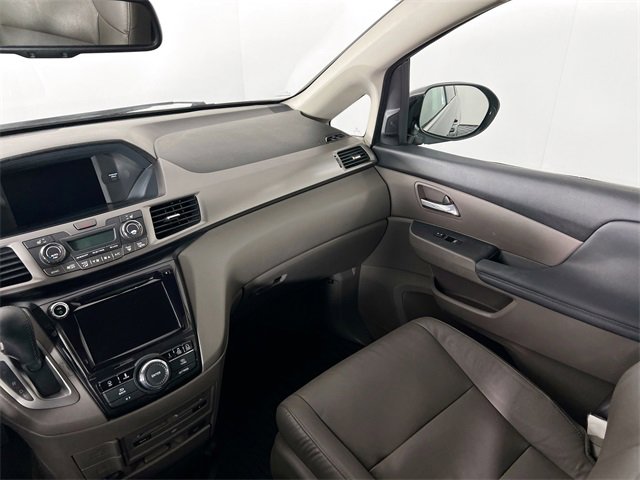 Used 2016 Honda Odyssey Touring Elite image 23