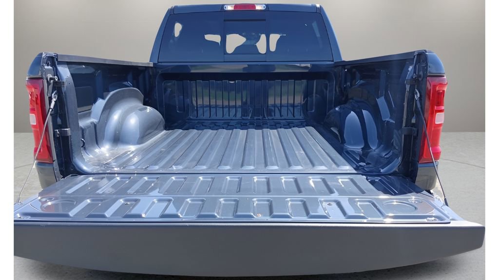 Used 2025 RAM 1500 Big Horn AWD/4WD image 20