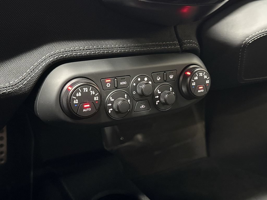 Certified 2015 Ferrari 458 Speciale Coupe RWD image 18
