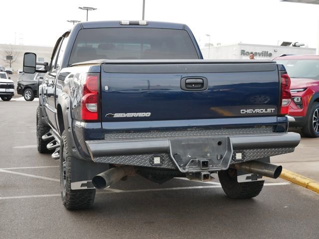 Used 2005 Chevrolet Silverado 2500 LT w/ Heavy-Duty Power Package image 6