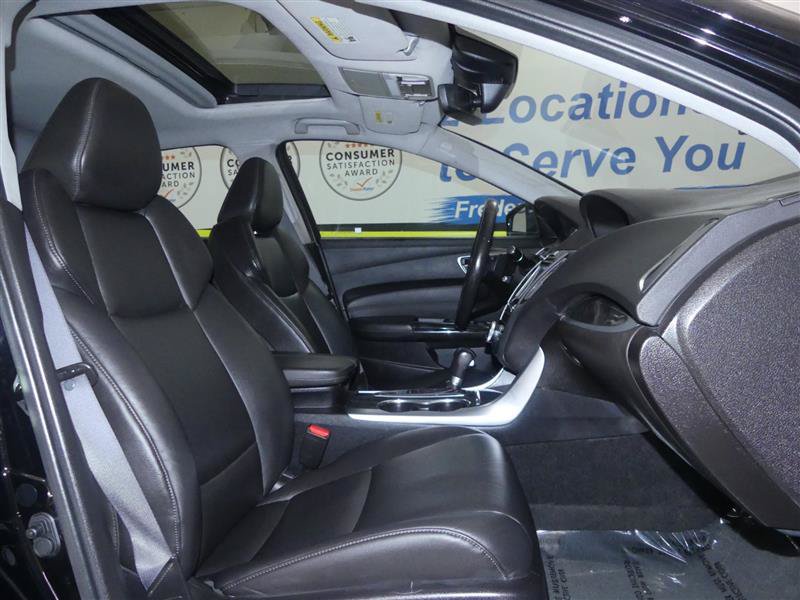 Used 2018 Acura TLX FWD image 8