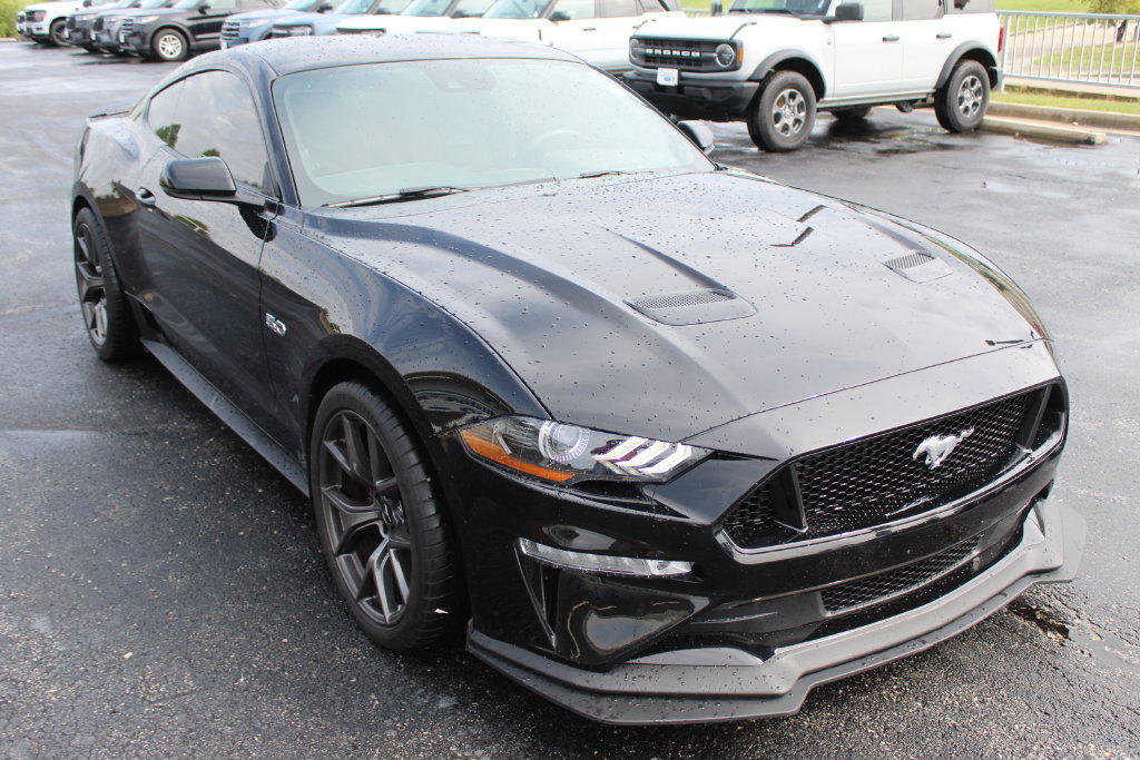 Used 2020 Ford Mustang GT Premium w/ Performance Package - Level 2 RWD image 7