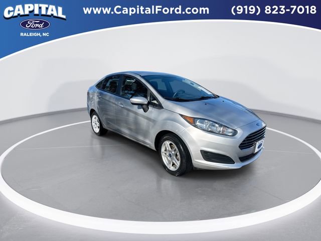 Used 2019 Ford Fiesta SE image 2