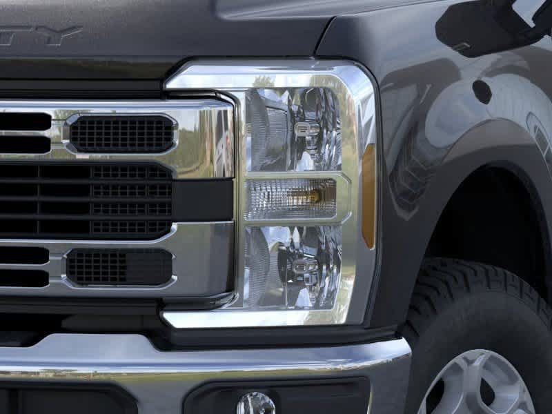 New 2026 Ford F250 XLT w/ 360-Degree Camera Package AWD/4WD image 18