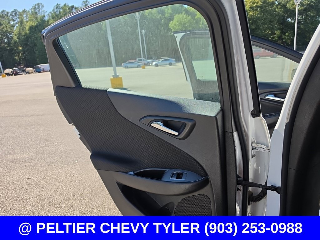 Used 2024 Chevrolet Malibu LS FWD image 18