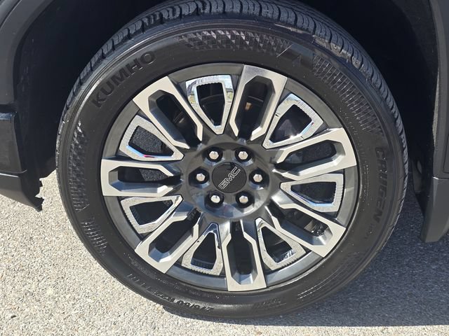 Used 2023 GMC Sierra 1500 Denali Ultimate AWD/4WD image 9