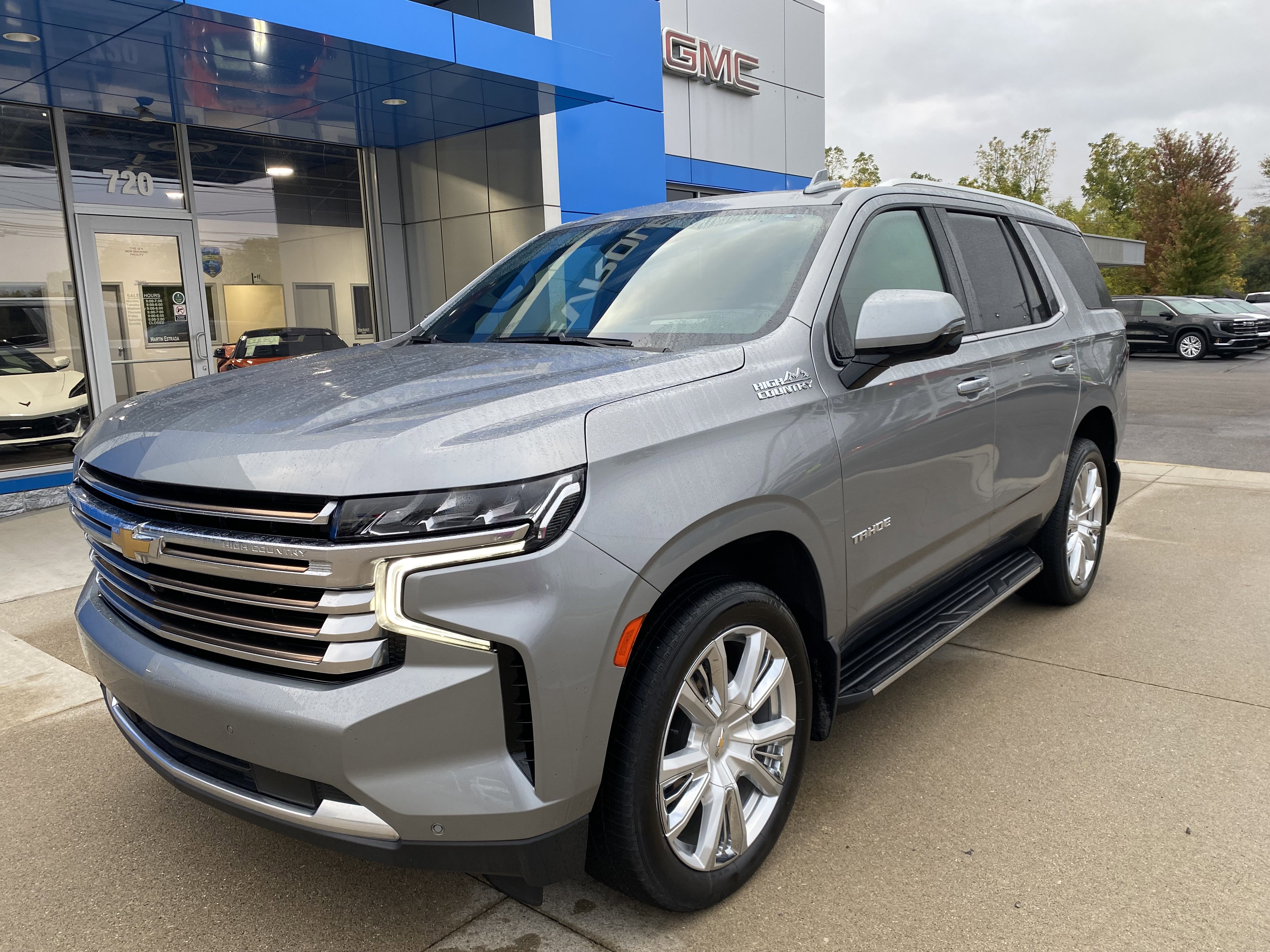 Used 2023 Chevrolet Tahoe High Country image 14