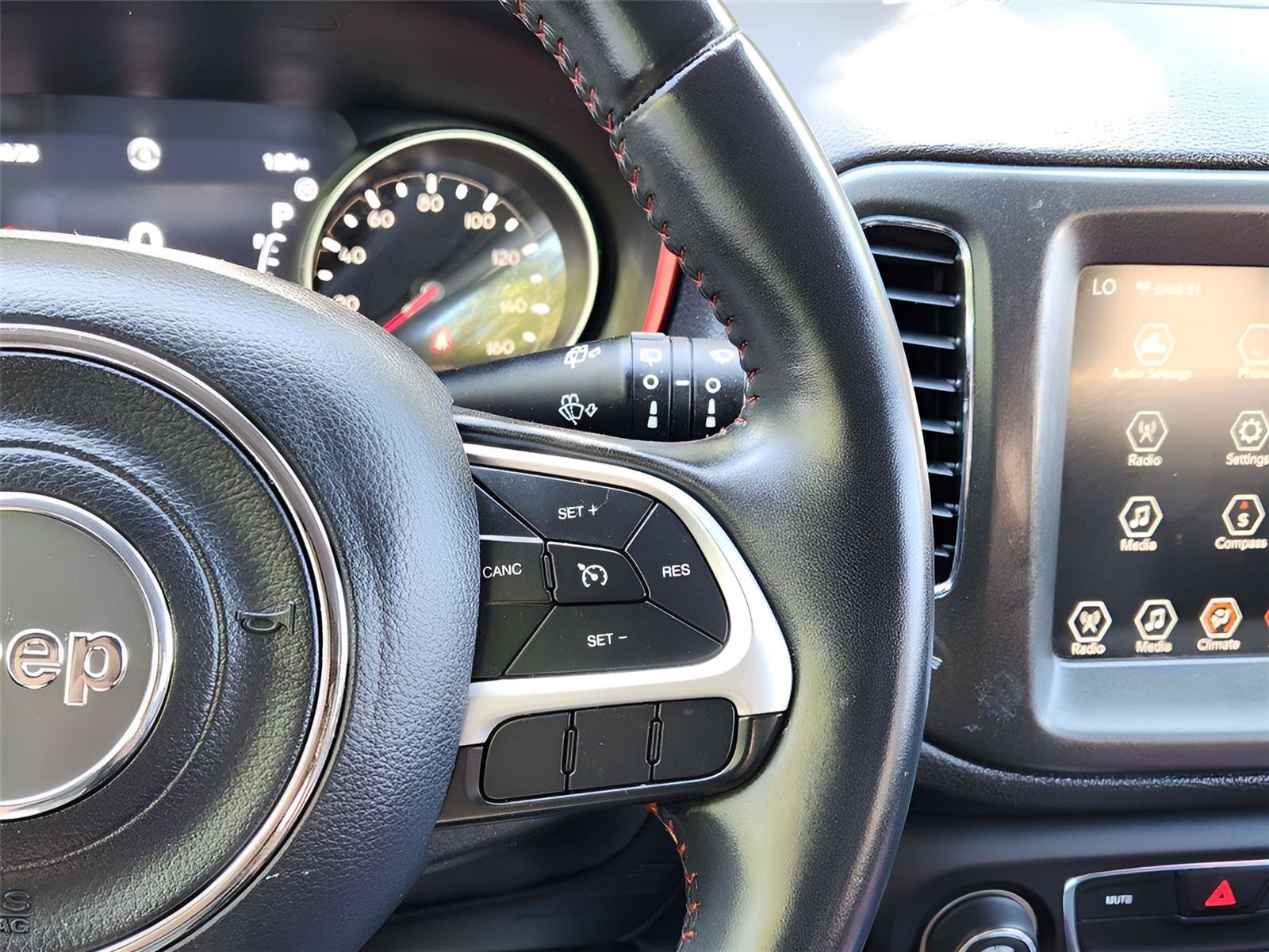 Certified 2019 Jeep Compass Trailhawk AWD/4WD image 29