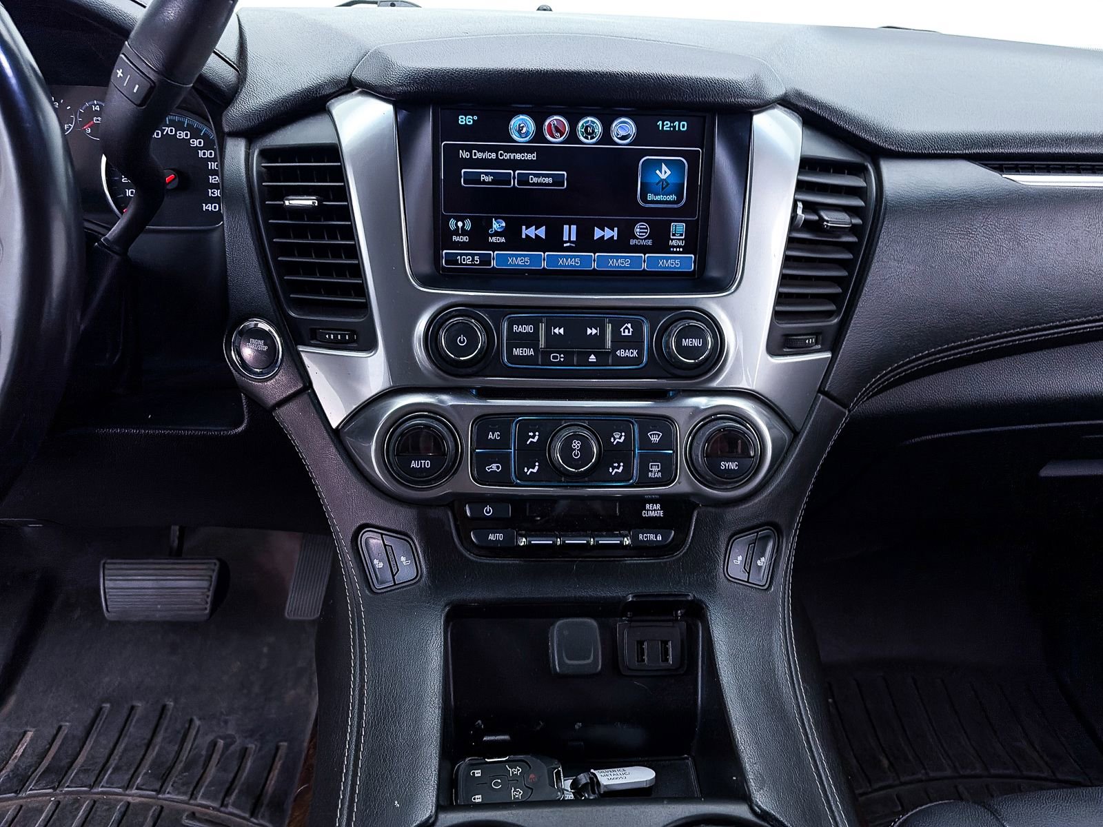 Used 2017 Chevrolet Tahoe LT w/ Luxury Package AWD/4WD image 7