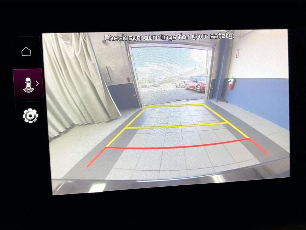 Used 2025 Kia Niro Wind w/ Wind Preserve Package FWD image 20