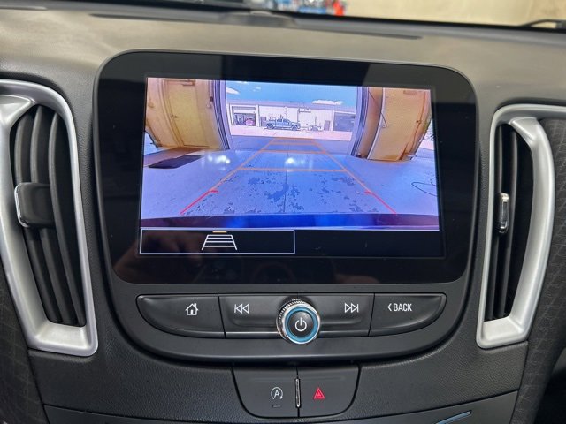 Used 2023 Chevrolet Malibu LT image 12