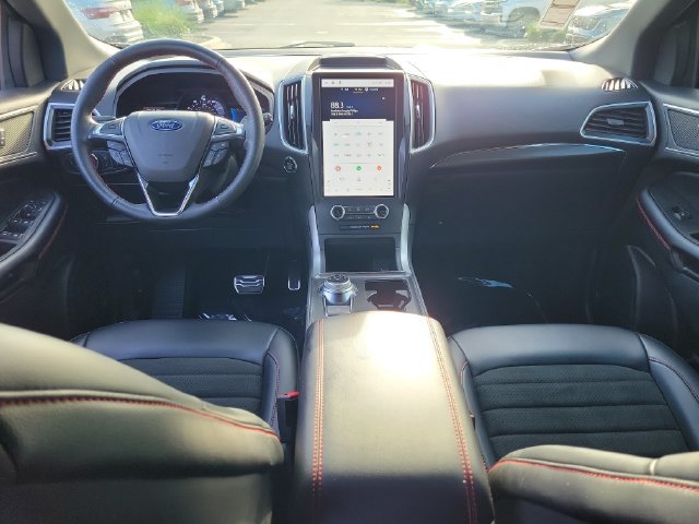 Used 2024 Ford Edge ST-Line AWD/4WD image 13
