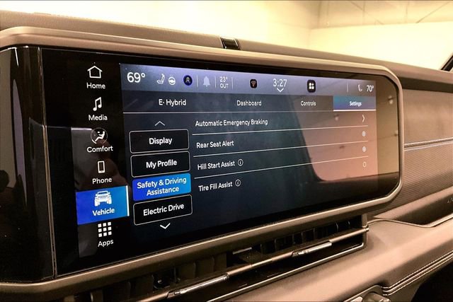 Used 2025 Jeep Wrangler Unlimited Rubicon 4xe w/ Convenience Group image 41