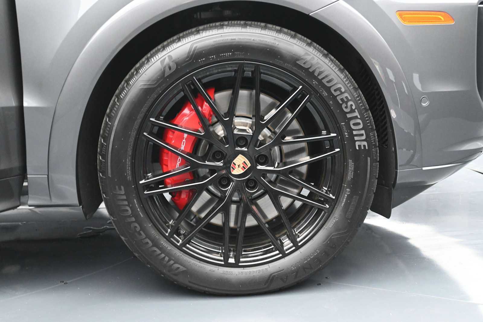 Used 2026 Porsche Cayenne S AWD/4WD image 24