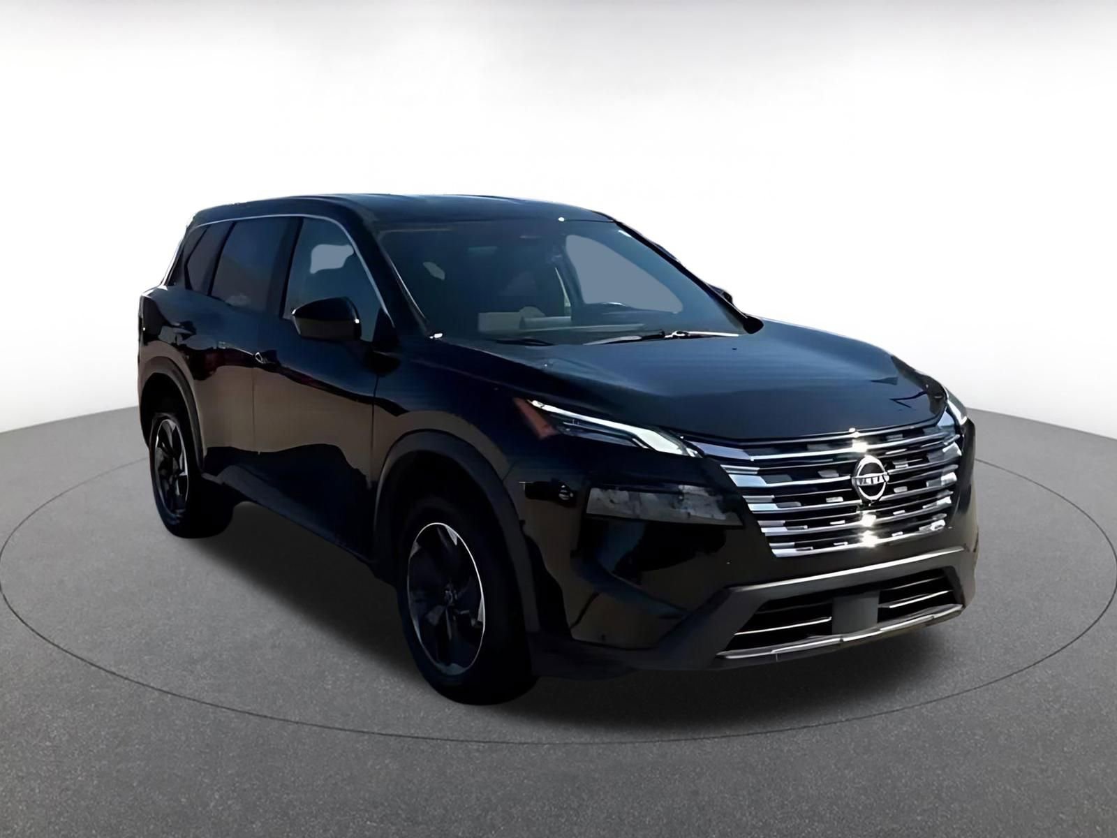 Used 2025 Nissan Rogue SV AWD/4WD image 3