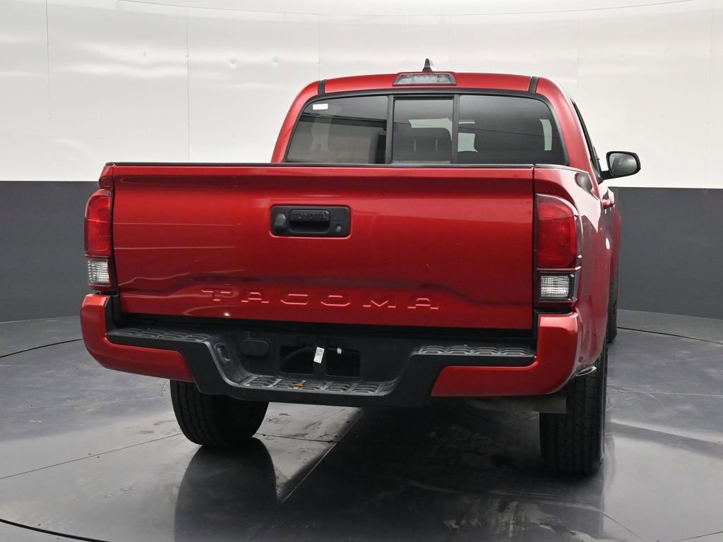 Used 2022 Toyota Tacoma SR w/ SR Convenience Package image 2
