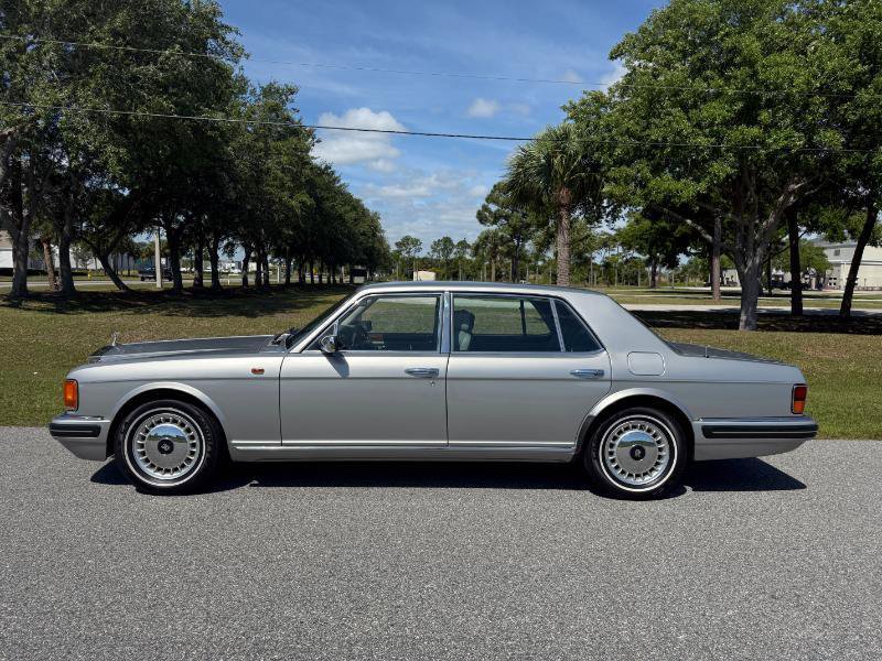 Used 1997 Rolls-Royce Silver Dawn image 3
