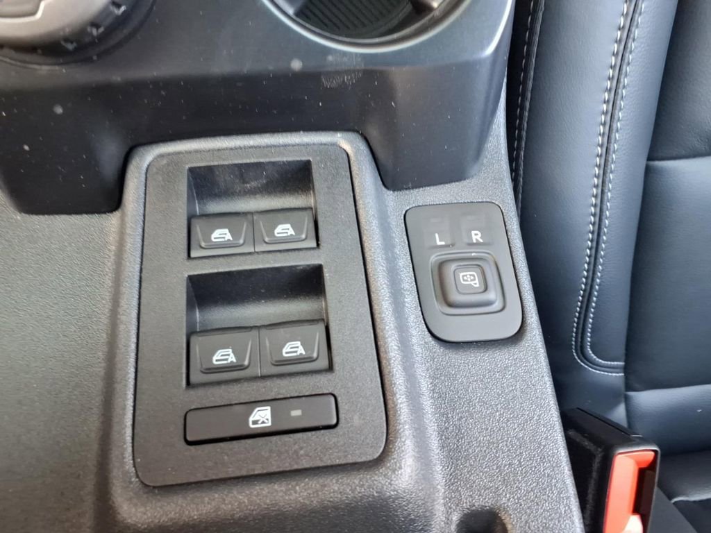 New 2026 Ford Bronco Outer Banks w/ Sasquatch Package image 20