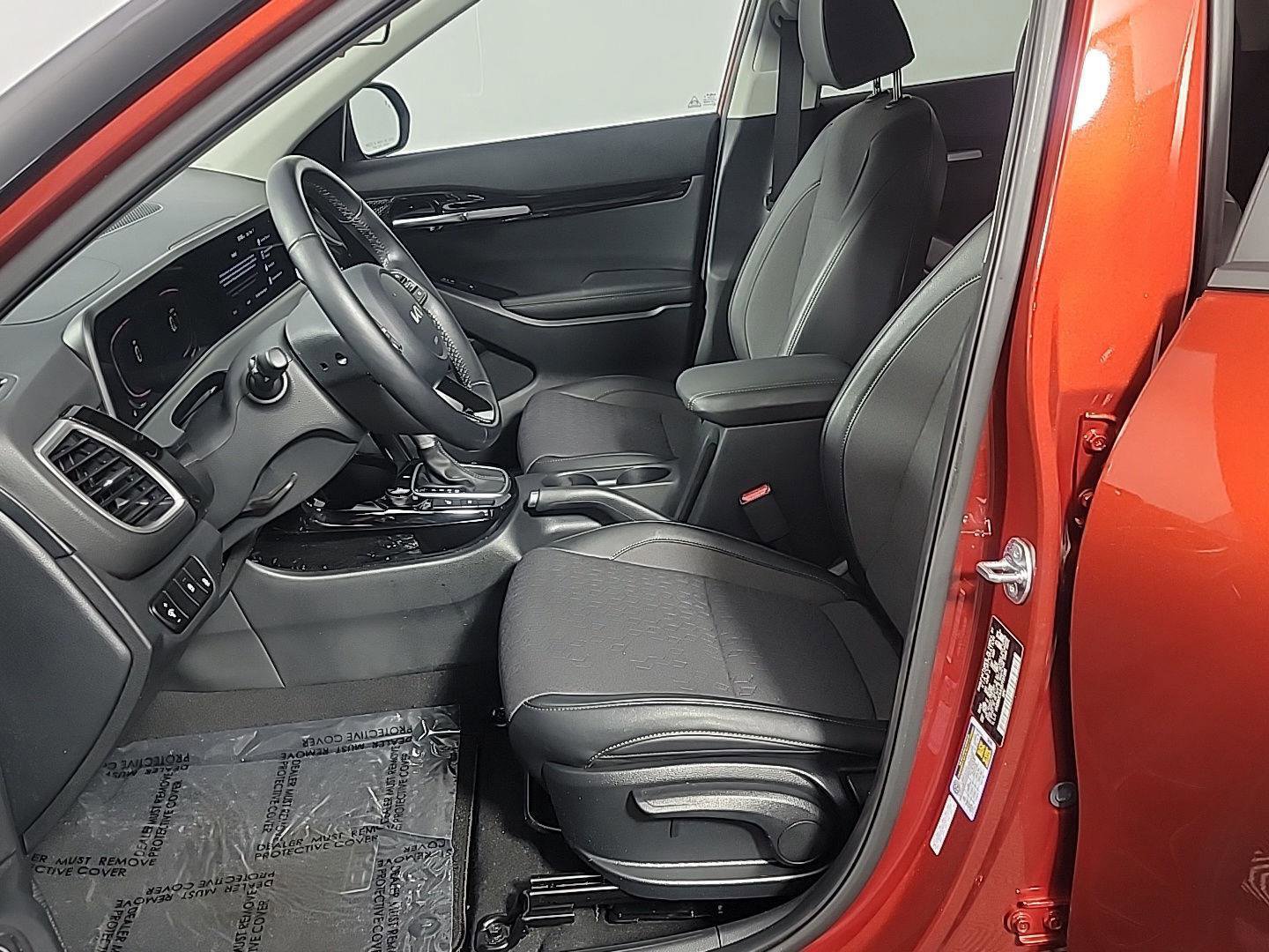 Used 2025 Kia Seltos S image 17