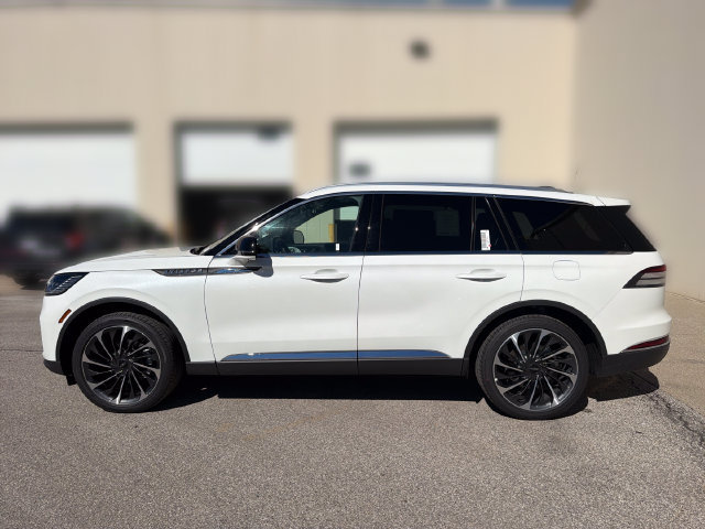 New 2026 Lincoln Aviator Reserve AWD/4WD image 9