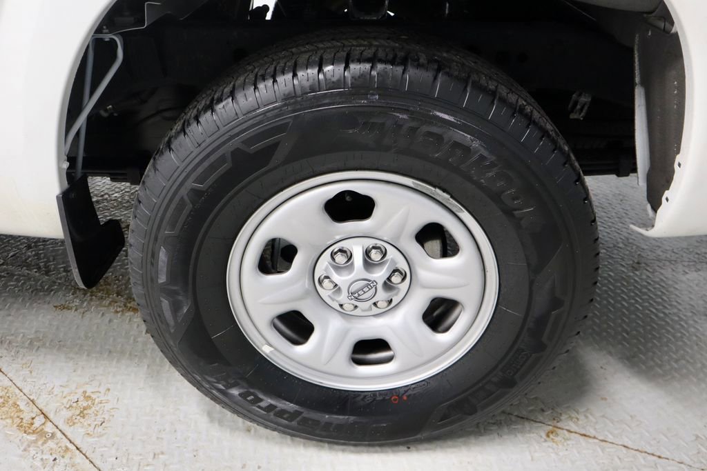 Certified 2025 Nissan Frontier S image 18