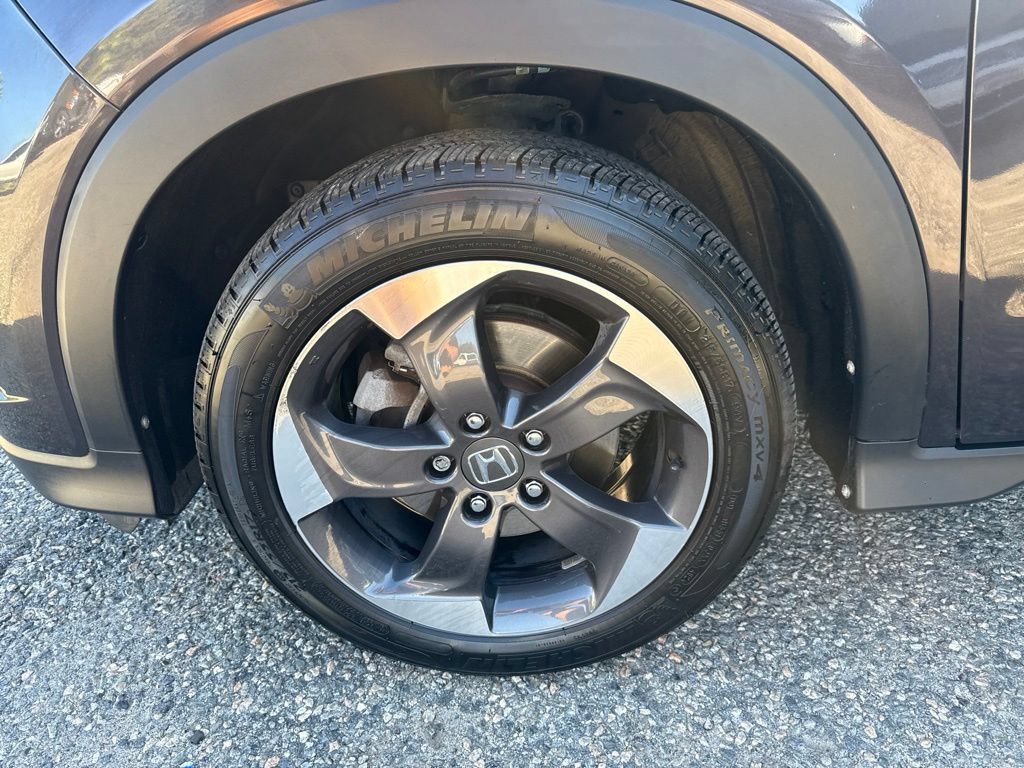 Used 2018 Honda HR-V EX-L image 11