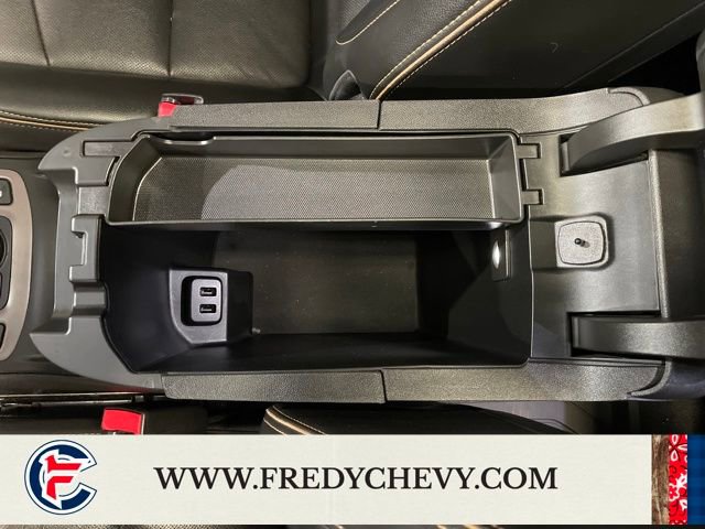 Used 2022 GMC Terrain AT4 w/ Tech Package image 27