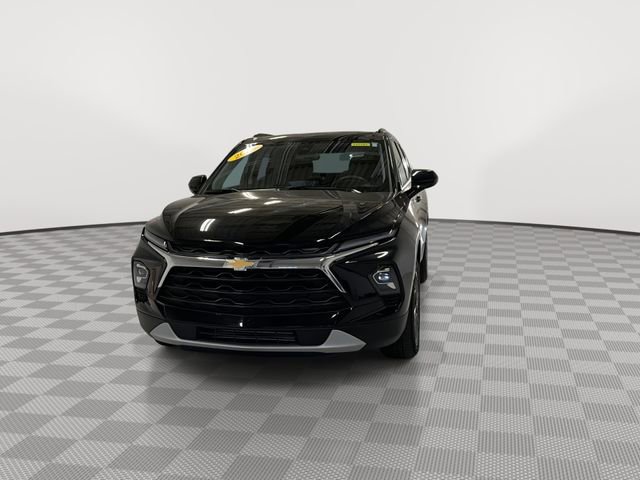Certified 2024 Chevrolet Blazer LT w/ Convenience Package FWD image 4