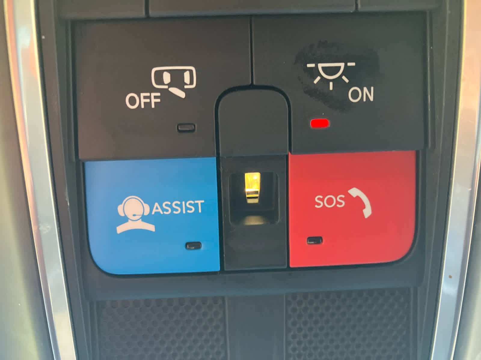 Used 2021 Jeep Grand Cherokee L Laredo w/ Luxury Tech Group I image 21