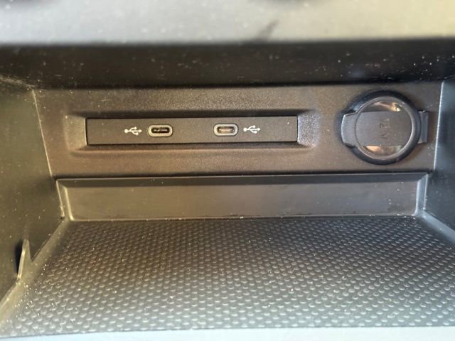 Used 2022 Volkswagen Taos S image 18