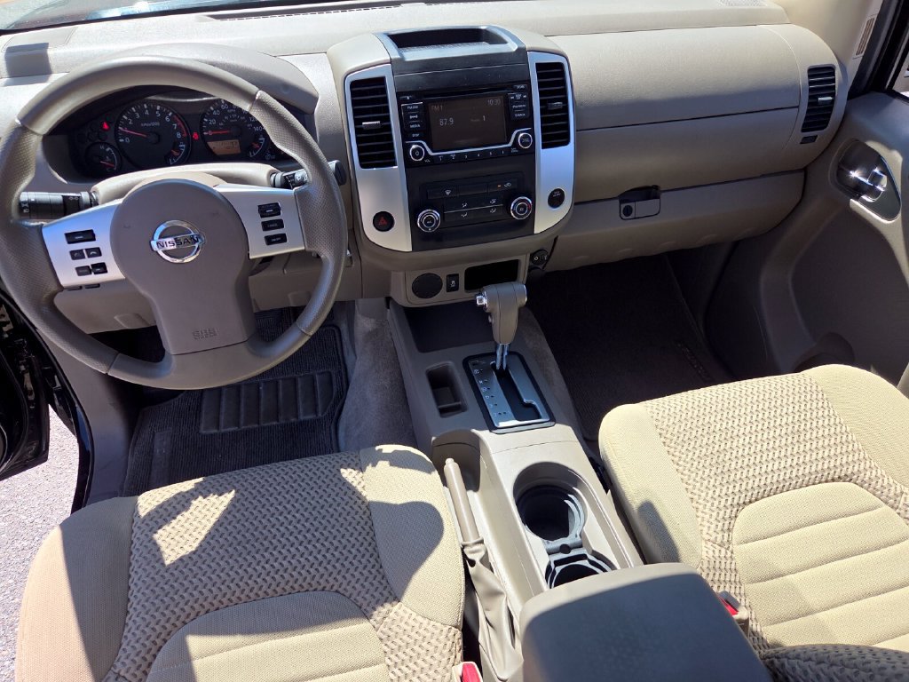 Used 2017 Nissan Frontier SV RWD image 8