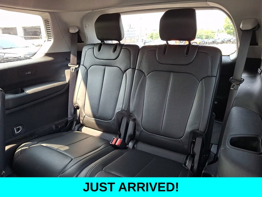 Used 2024 Jeep Grand Cherokee L Limited AWD/4WD image 10