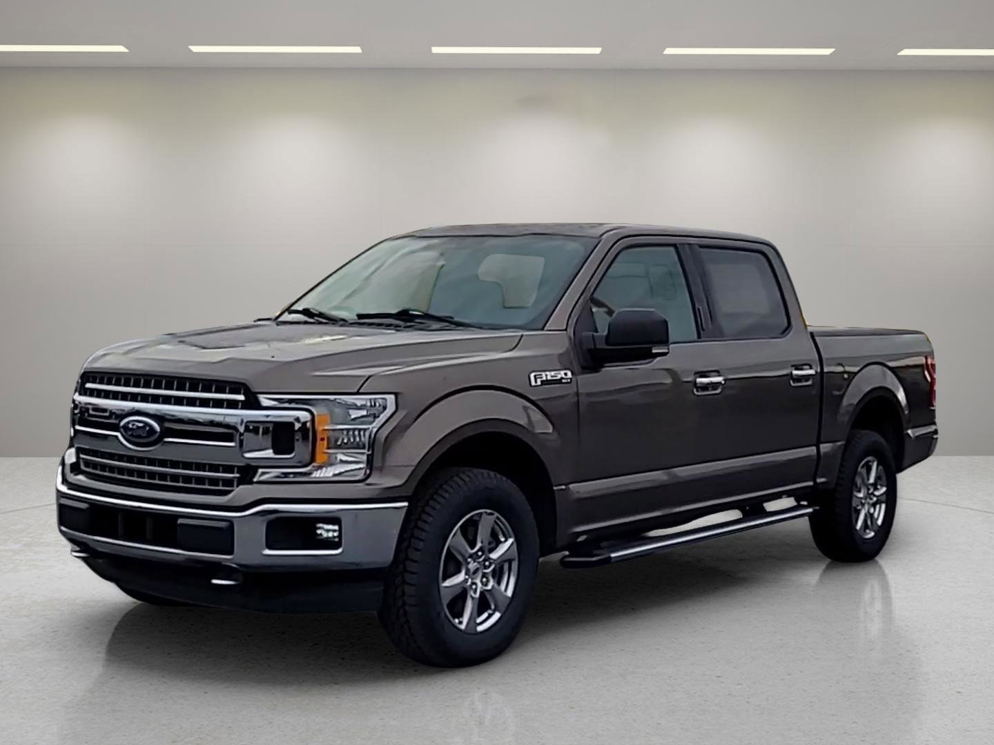 Certified 2019 Ford F150 XLT w/ Equipment Group 302A Luxury image 4