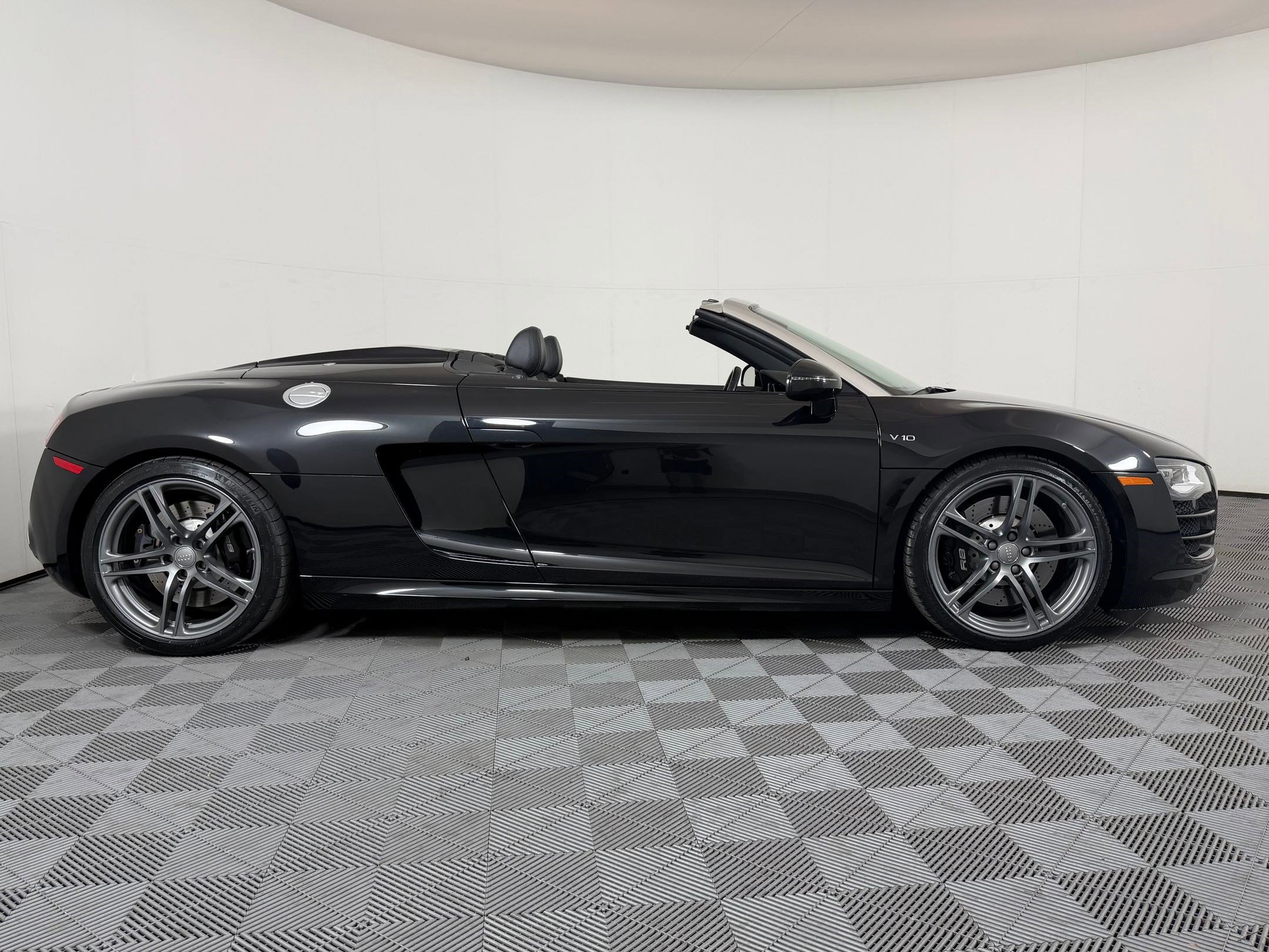 Used 2012 Audi R8 V10 AWD/4WD image 38