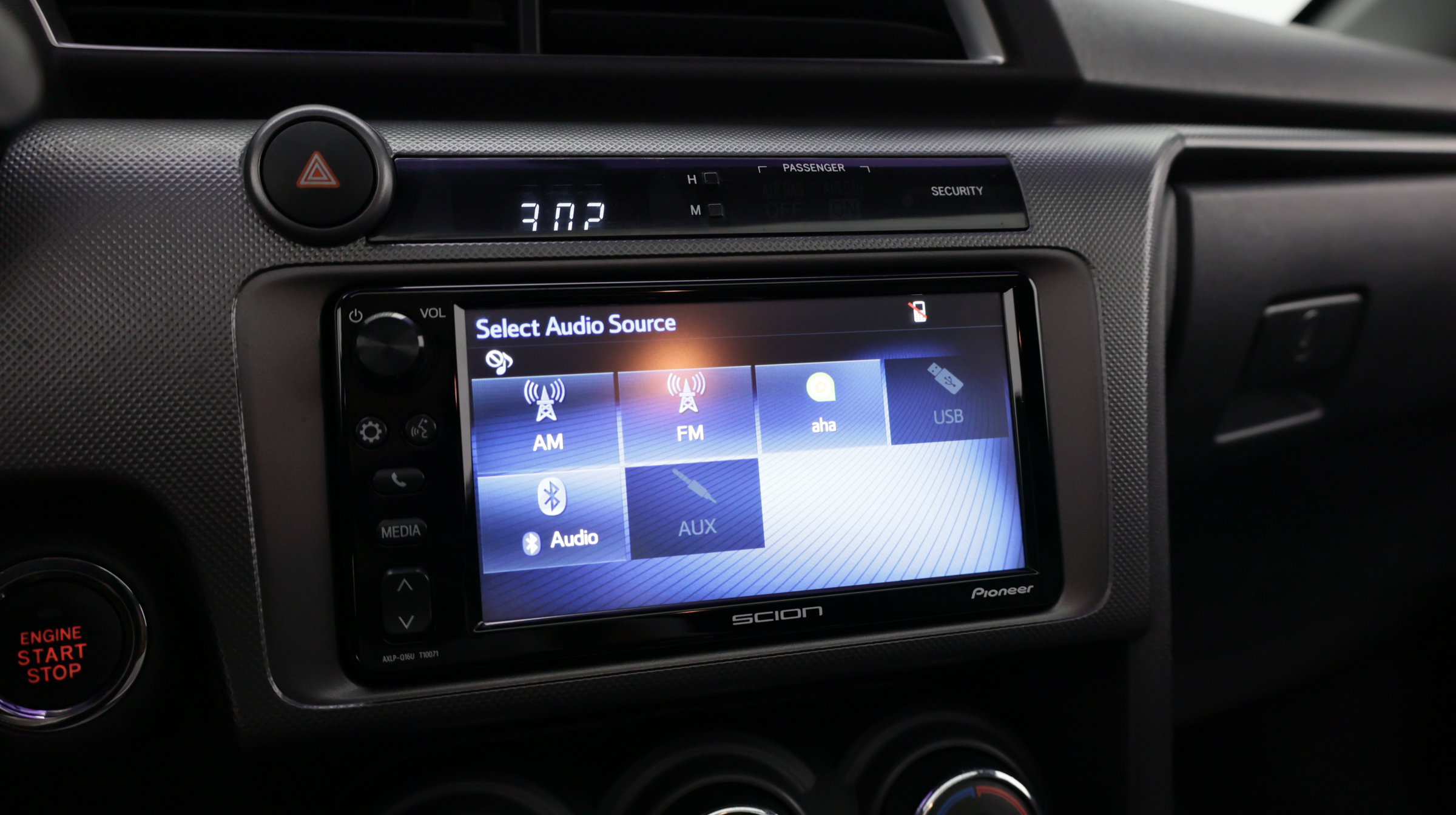 Used 2016 Scion tC FWD image 19