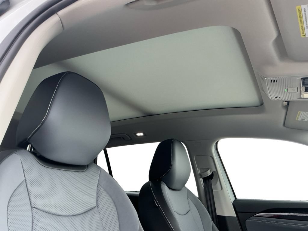 New 2026 Volkswagen Tiguan SE AWD/4WD image 18