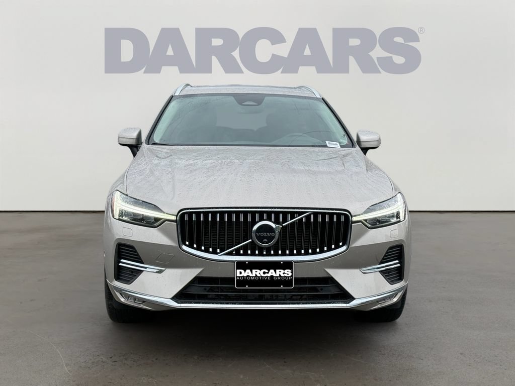 Certified 2023 Volvo XC60 B5 Plus w/ Climate Package AWD/4WD image 2